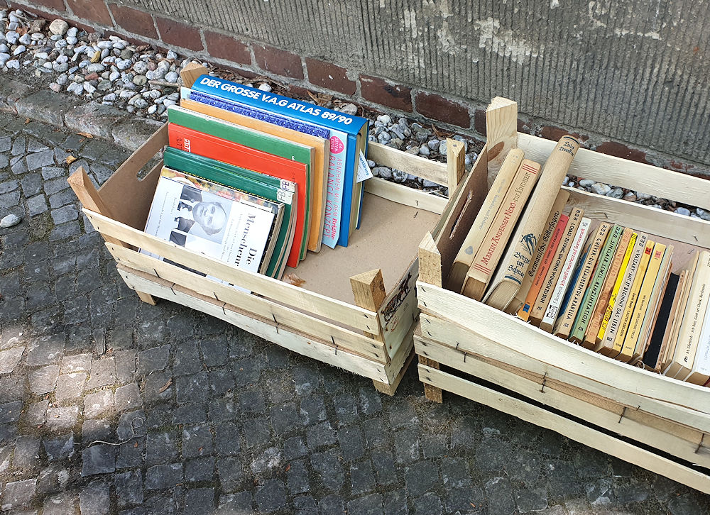 Bücherkisten