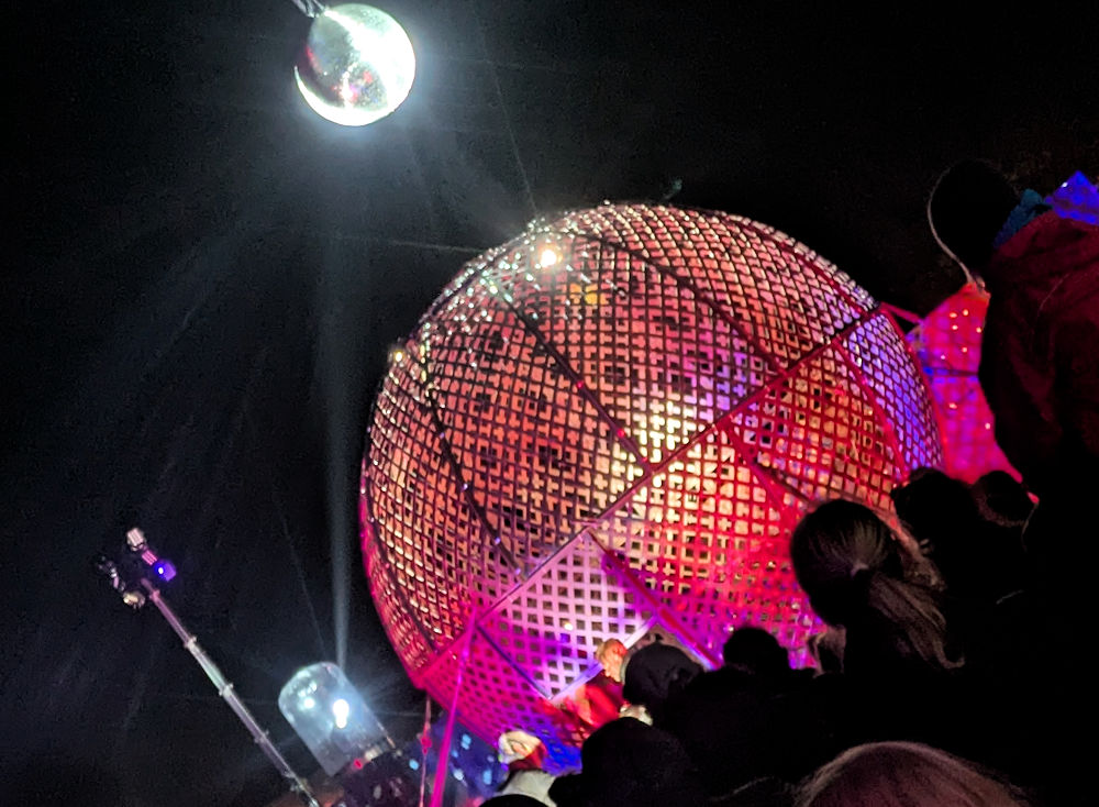 Globe of Speed
