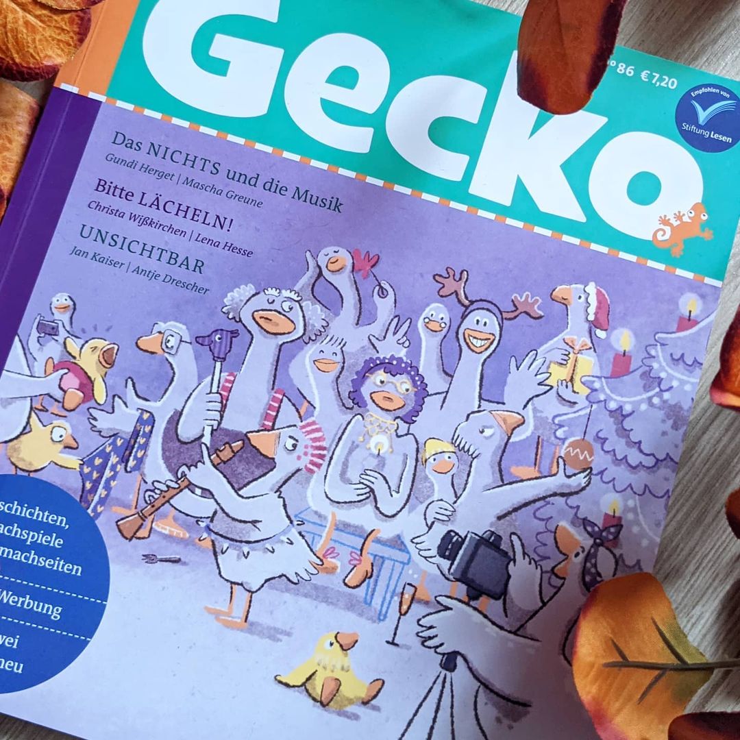 Werbung

Heute habe ich wieder eine schöne #Empfehlung für euch. Schon zu Ostern erzählte ich euch von der wirklich schönen #Bilderbuchzeitung für #Kinder: @gecko_kinderzeitschrift ❤️ Diese kommt vollkommen ohne Werbung aus und bringt immer drei zuckersüße illustrierte #Geschichten mit. Dazu gibt es auch ein bisschen etwas zum #Rätseln und #Mitmachen, kreative #Ideen und witzige #Wortspiele.

Heute werfen wir einen näheren Blick auf die #Winterausgabe, die sich unter anderem mit dem Thema #Unsichtbarkeit beschäftigt.

Ich freue mich ganz besonders, dass #Gecko auch wieder eine tolle #Verlosung zur Verfügung gestellt hat. Mehr dazu erfahrt ihr heute auf dem #Blog 🥰